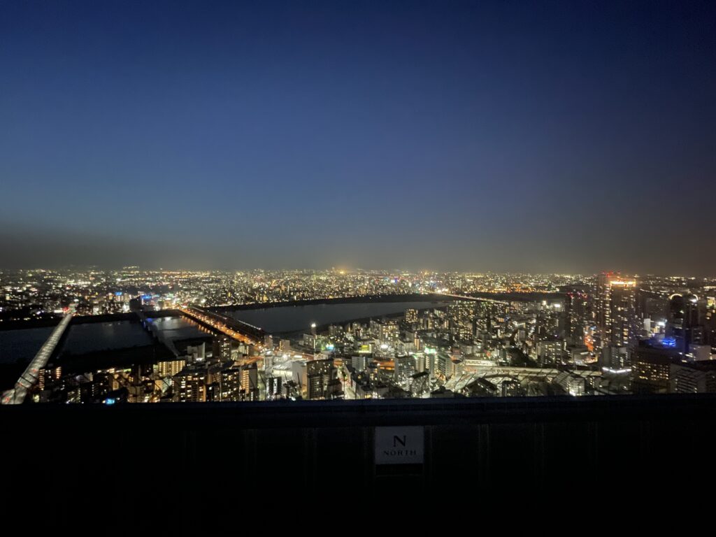 空中庭園展望台から見た大阪の夜景