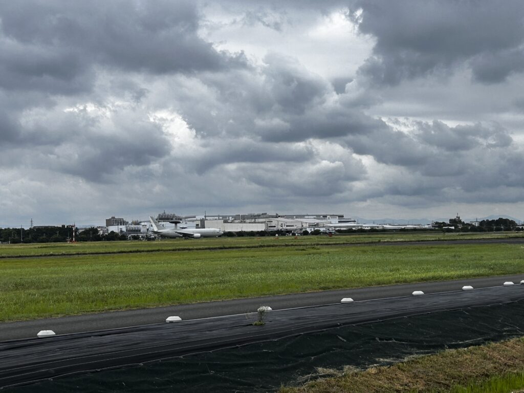 浜松基地の滑走路